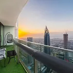 Luxury 2 Bedroom Apartment With Sky Line And Direct Dubai Mall Access At Burj Vista