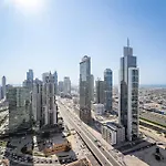 1Br Forte 2, Skyline City View
