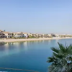Frank Porter - Palm Views East