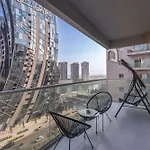 Sophisticated 1-Bedroom At Vera Tower In Business Bay