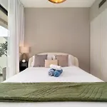 Stylish 1-Bed Retreat In Zada Tower Business Bay