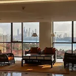 Waterfront 2Br Apartment With Sea Views