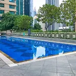 Elegant Studio Downtown 5 Minute Walk To Burj Khalifa & Dubai Mall