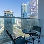Spacious Studio In Damac Maison Prive Canal Views