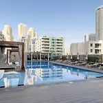 Guestready - Exquisite Living With Marina Views