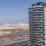 Sky-High Serenity - Stylish 1Bhk - 20Th Floor