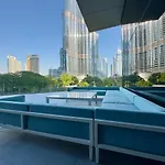 First Class 2Br Chic Downtown Escape
