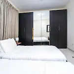 2-Bedroom Marina Skyline View In Jlt