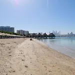 Waterfront 2Br Apartment With Sea Views