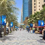 Spacious 4 Bedroom Apartment In Jbr, 5-Min Walk To The Beach, Marina Views