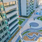 Sophisticated 1 Bedroom Apartment In Bloom Tower B