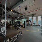 Chic Marina Vibes 1Br Pad With Epic Views