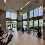Elegantescapes - Large 2Br W Marina And Sea View