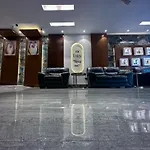 Gold Sky Avenue Hotel