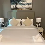 Luxury Sea View Near Five Palm - 2 Bedrooms - Pool - Gym