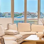Luxury Two Bedroom Apartment On The Palm