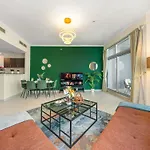 Need To Relax Come Here 2Br Apartment Marina