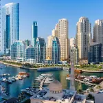Luxury 3Br With Stunning Full Marina View In Dubai