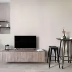 Silkhaus Great View Studio With Balcony In Burj Daman