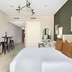Silkhaus Great View Studio With Balcony In Burj Daman