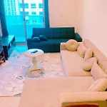 Luxury 1 Bhk With Panoramic Marina View