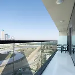 Keyrock Living - Premium 2Br Retreat With Breathtaking Views