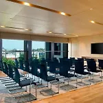 La Ville Hotel & Suites City Walk Dubai, Autograph Collection