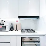 Deluxe 2-Bedroom Apartment - Jvc Binghatti Emerald