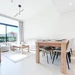 Deluxe 2-Bedroom Apartment - Jvc Binghatti Emerald