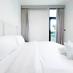 Deluxe 2-Bedroom Apartment - Jvc Binghatti Emerald