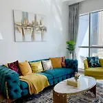Stunning 1 Bedroom In Jbr With Balcony - Dubai Marina Mall View