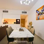 Luxury 3Br Apartment At Creek Horizon T1