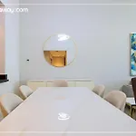 Luxurious And Spacious 2Br Plus Maid Room Eleganz Apt