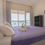 Great & Huge Apartment High Floor!