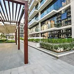 12 Mins To Burj Khalifa Dubai Mall Pool Access