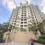 Shoreline 7, Palm Jumeirah - Mint Stay