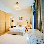 Fully Furnished Sapphire Studio In Jvc, Short Drive To Dubai Marina, Jbr, Downtown Dubai