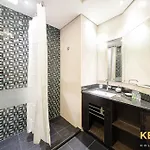 Lavish One Bedroom With Amazing Sun Deck & Pool