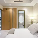Keyrock Living - Burj Khalifa View Retreat With Pool