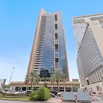 Silkhaus Gallery Studio At Sky Gardens In Heart Of Difc