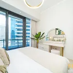 Vibrant Two Bedroom With Full Marina View
