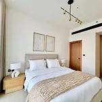 Relaxing 1Br Apartment In Jvc With Big Balcony