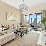 Burj Royale 3 Bedroom Full Burj Khalifa Fountain View