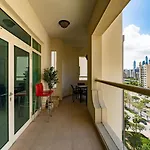 Bespoke Holiday Homes - 2Br Apartment With Riva Beach Club Access, Al Nabat