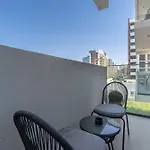 Dubai Studio - Trendy Interiors - City Views