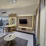 Zenith Smart Vacation Homes Rental - Zenith Tower A1