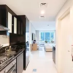 Luxury Studio In Business Bay With Canal View