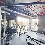Uni Estate Residence - Airy One Bedroom