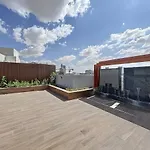 Uni Estate Residence - Airy One Bedroom