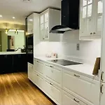Jbr Walk Beach - Jumeirah Beach Residence-Dubai Marina - Jacuzzi